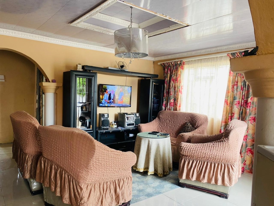 3 Bedroom Property for Sale in Harare Western Cape